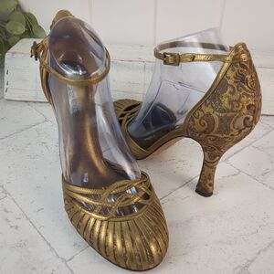 Bebe Gold Strappy Brocade Floral Sparkle Stiletto Heels Size 9.5 M Coquette